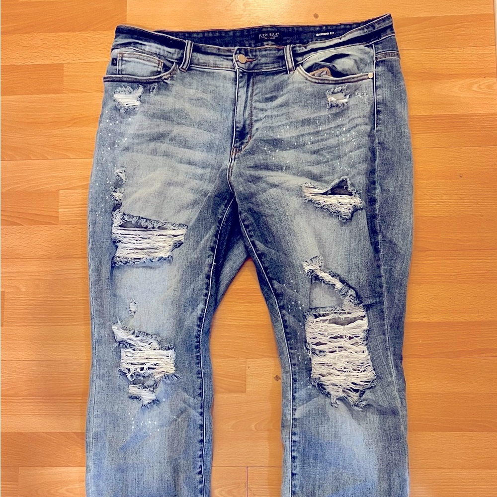 Distressed Judy Blue Jeans